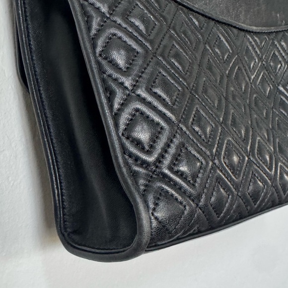 Tory Burch Fleming Convertible Shoulder Bag - Picture 10 of 16